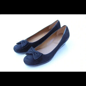 Tahari ‘Rob’ wedges